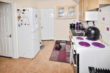 4 bedroom Semi-detached house for sale in Mount Lane, Kirkby-La-Thorpe, Sleaford