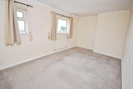4 bedroom Semi-detached house for sale in Mount Lane, Kirkby-La-Thorpe, Sleaford