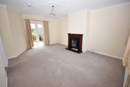 4 bedroom Semi-detached house for sale in Mount Lane, Kirkby-La-Thorpe, Sleaford