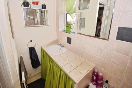 4 bedroom Semi-detached house for sale in Mount Lane, Kirkby-La-Thorpe, Sleaford