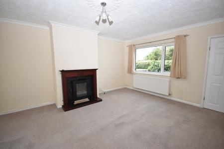 4 bedroom Semi-detached house for sale in Mount Lane, Kirkby-La-Thorpe, Sleaford