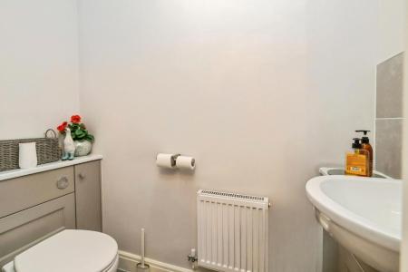 4 bedroom Detached house for sale in Hoplands Road, Coningsby, Lincoln