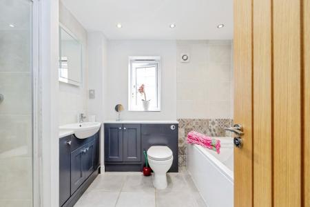 4 bedroom Detached house for sale in Hoplands Road, Coningsby, Lincoln