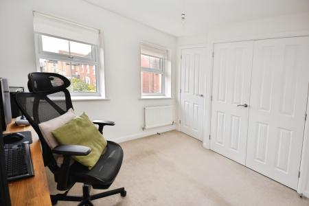 2 bedroom End of terrace house for sale in Selemba Way, Greylees, Sleaford