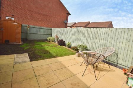 2 bedroom End of terrace house for sale in Selemba Way, Greylees, Sleaford