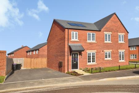 Harlaxton Crescent, Sleaford, NG34