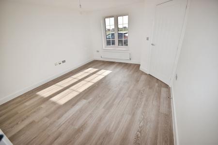 3 bedroom Semi-detached house to let in Harlaxton Crescent, Sleaford, NG34