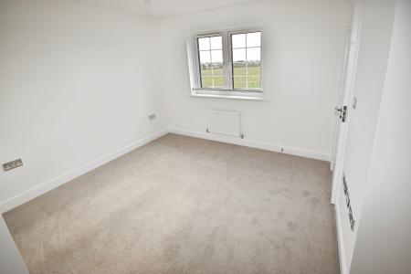 3 bedroom Semi-detached house to let in Harlaxton Crescent, Sleaford, NG34