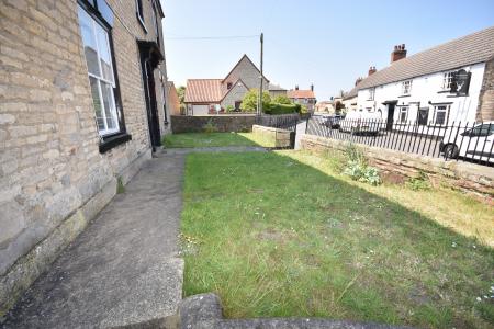 5 bedroom Detached house to let in High Street, Metheringham, LN4
