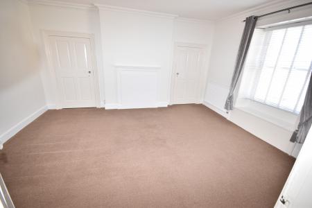 5 bedroom Detached house to let in High Street, Metheringham, LN4