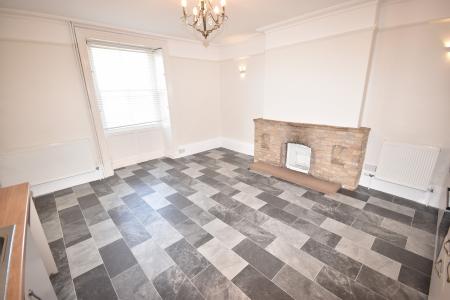 5 bedroom Detached house to let in High Street, Metheringham, LN4