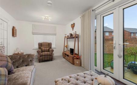 3 bedroom Detached house to let in Marion Avenue, Sleaford, NG34