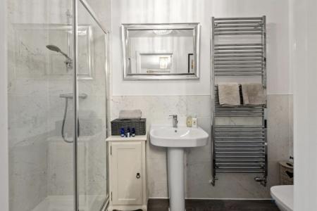 3 bedroom Detached house to let in Marion Avenue, Sleaford, NG34