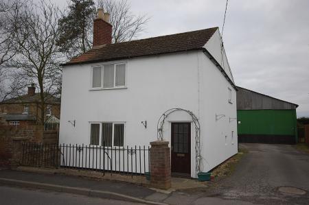 High Street, Walcott, LN4