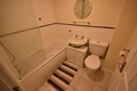 2 bedroom Terraced House to let in Oatfield Way, Heckington, NG34