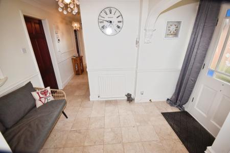 4 bedroom Detached house for sale in St. Edmunds Road, Sleaford