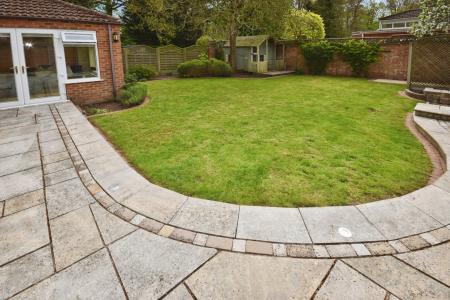 4 bedroom Detached house for sale in St. Edmunds Road, Sleaford