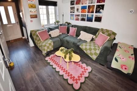 3 bedroom Detached house to let in Whittle Road, Sleaford, NG34