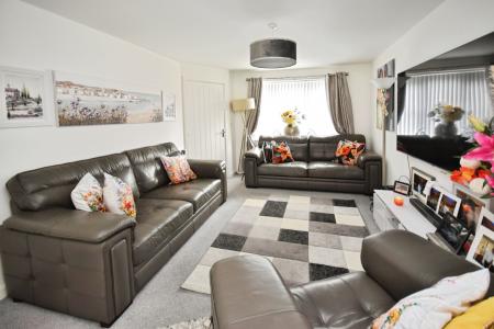 4 bedroom Detached house for sale in Whittle Road, Holdingham, Sleaford