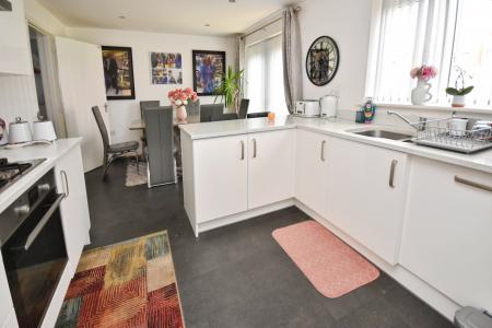 4 bedroom Detached house for sale in Whittle Road, Holdingham, Sleaford