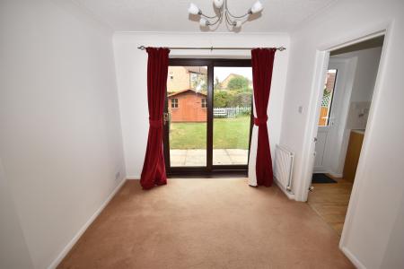 3 bedroom Semi-detached house to let in Mulberry Close, Sleaford, NG34