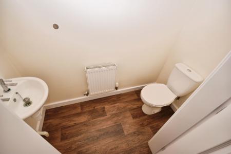 3 bedroom End of terrace house for sale in Pentland Drive, Sleaford
