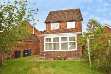 3 bedroom Detached house to let in Royal Oak Court, Heckington, NG34
