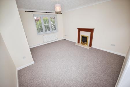 3 bedroom Detached house to let in Royal Oak Court, Heckington, NG34