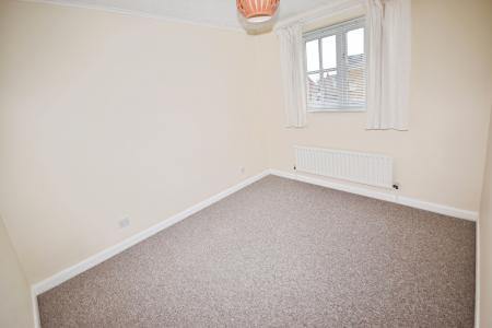 3 bedroom Detached house to let in Royal Oak Court, Heckington, NG34