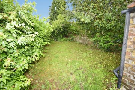 2 bedroom Cottage for sale in High Street, Martin, Lincoln
