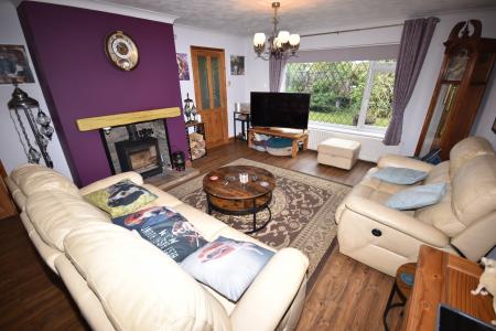 3 bedroom Detached house for sale in Main Street, North Kyme, Lincoln