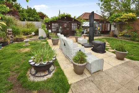 3 bedroom Detached house for sale in Main Street, North Kyme, Lincoln