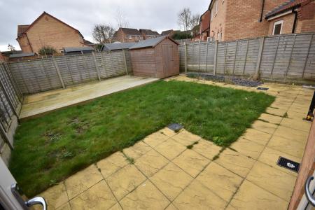 3 bedroom Semi-detached house to let in Finch Drive, Sleaford, NG34