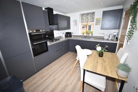 2 bedroom Terraced House for sale in Dickinson Road, Heckington, Sleaford