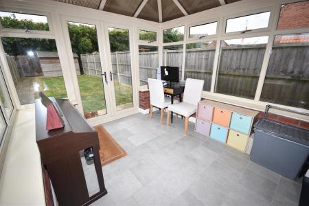 2 bedroom Terraced House for sale in Dickinson Road, Heckington, Sleaford