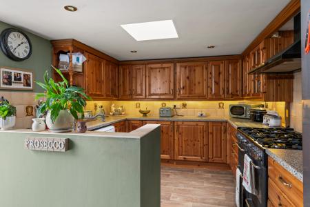4 bedroom Character Property to let in Jermyn Street, Sleaford, NG34