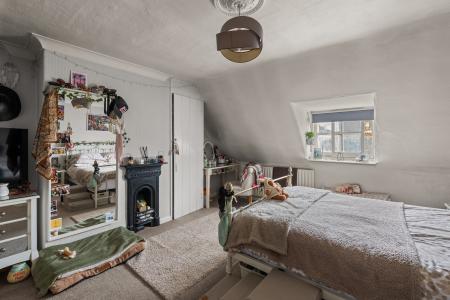 4 bedroom Character Property to let in Jermyn Street, Sleaford, NG34
