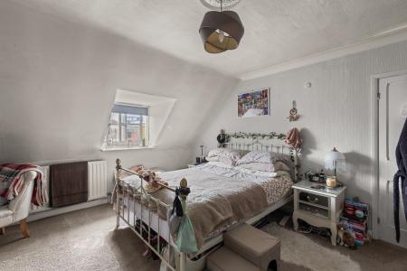 4 bedroom Character Property to let in Jermyn Street, Sleaford, NG34