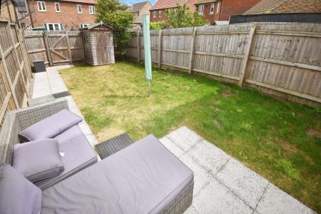 3 bedroom Semi-detached house for sale in Hoplands Road, Coningsby, Lincoln