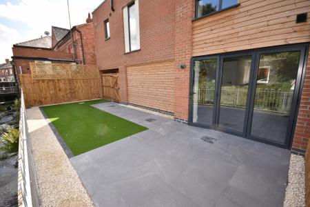 3 bedroom End of terrace house to let in Electric Station Road, Sleaford, NG34