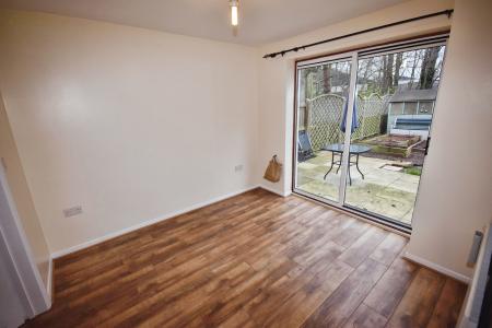 4 bedroom Detached house to let in Cherry Tree Crescent, Cranwell, NG34