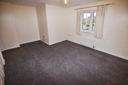 4 bedroom Detached house to let in Cherry Tree Crescent, Cranwell, NG34