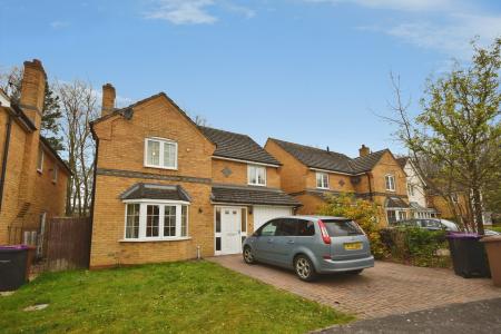 Cherry Tree Crescent, Cranwell, NG34