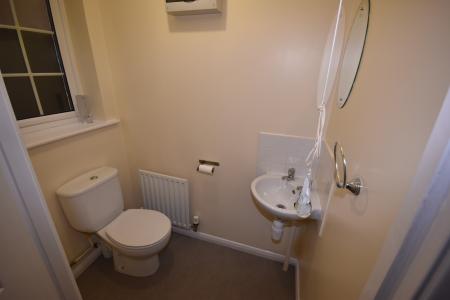 4 bedroom Detached house to let in Cherry Tree Crescent, Cranwell, NG34