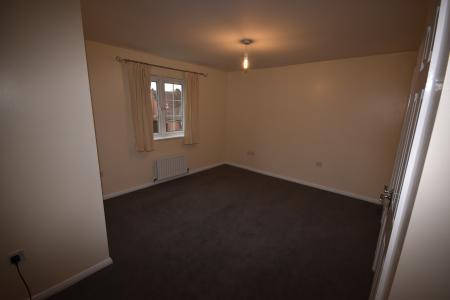 4 bedroom Detached house to let in Cherry Tree Crescent, Cranwell, NG34