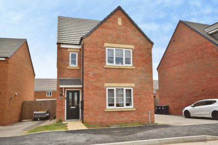 4 bedroom Detached house for sale in Whittle Road, Holdingham, Sleaford