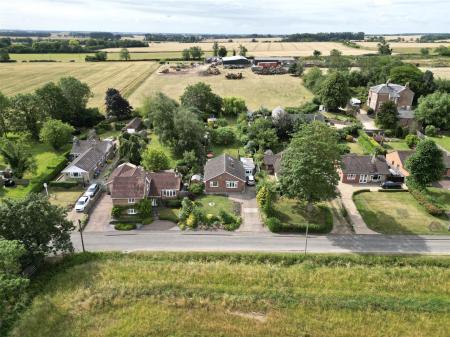 3 bedroom Detached bungalow for sale in West Road, Pointon, Sleaford