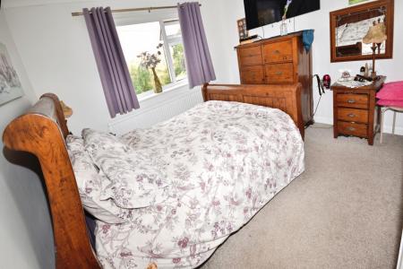 3 bedroom Detached bungalow for sale in West Road, Pointon, Sleaford