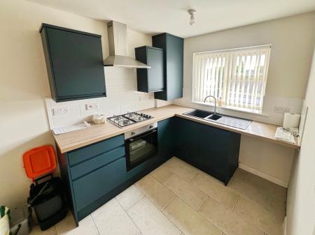 3 bedroom Semi-detached house to let in Millview Road, Ruskington, NG34