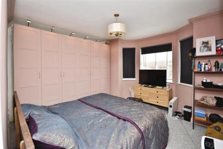 2 bedroom Semi-detached house for sale in Grantham Road, Sleaford